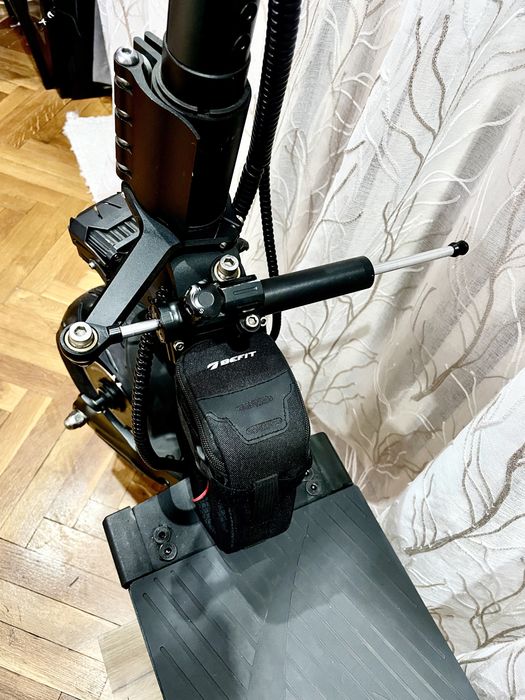 Yume hawk pro  Ел.Тротинетка