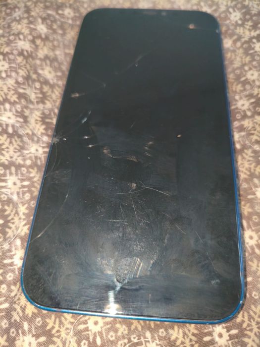 Iphone 12  128/8