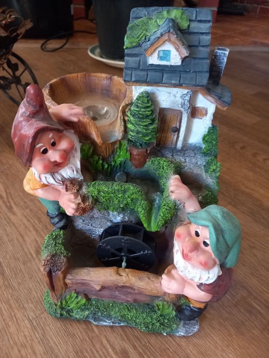 Продаю настольный фонтан