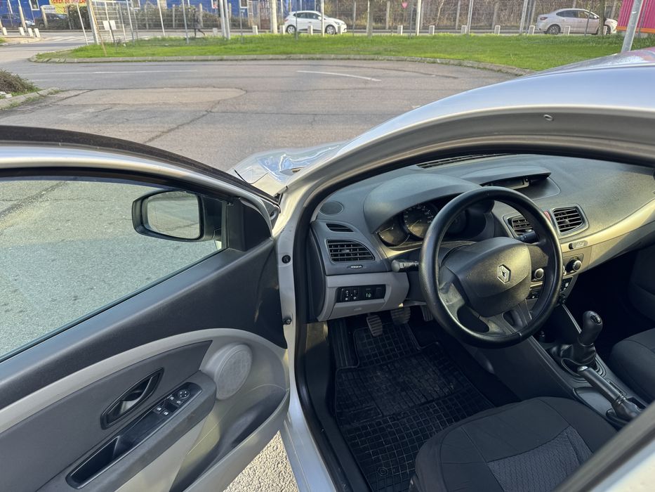 Renault Fluence 1,6/16v-2011-GPL