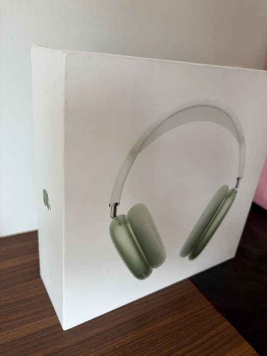 Apple Air pods max