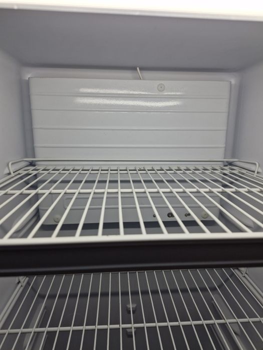 Продаю холодильник