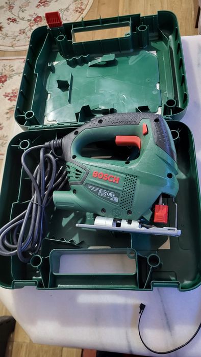 Vând fierăstrău pendular Bosch- PST 700 E