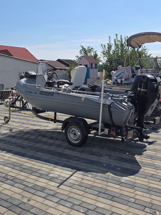 Barca Kontra 350 cu motor si peridoc