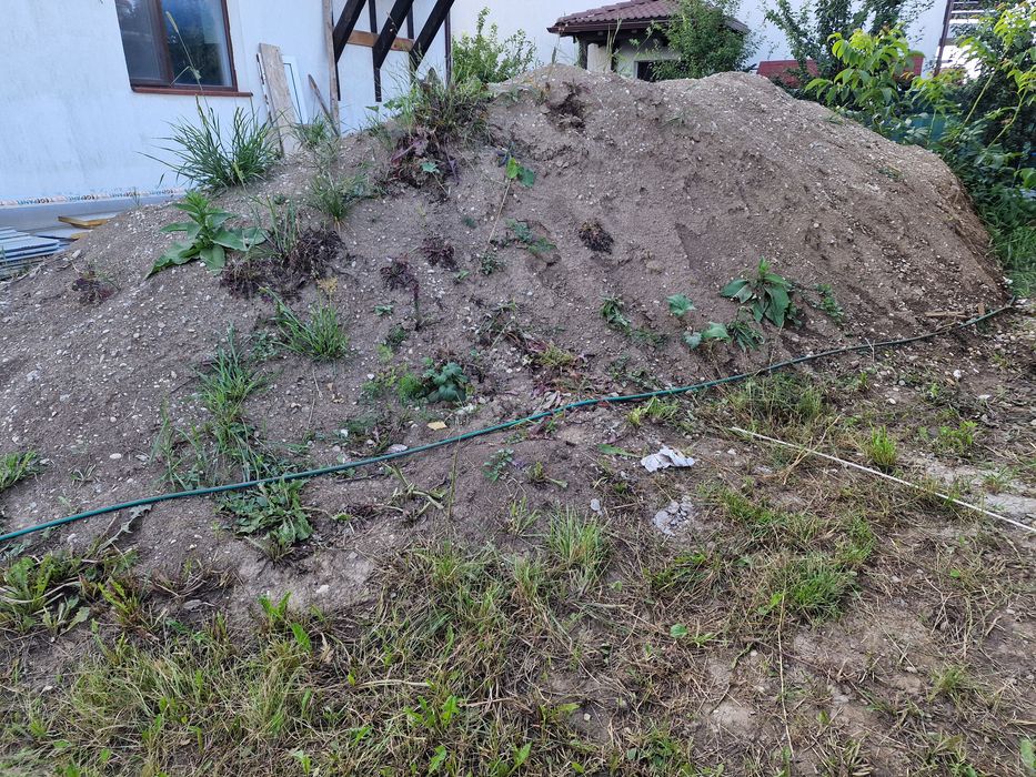 Donez pamant rezultat din sapatura Sanpetru