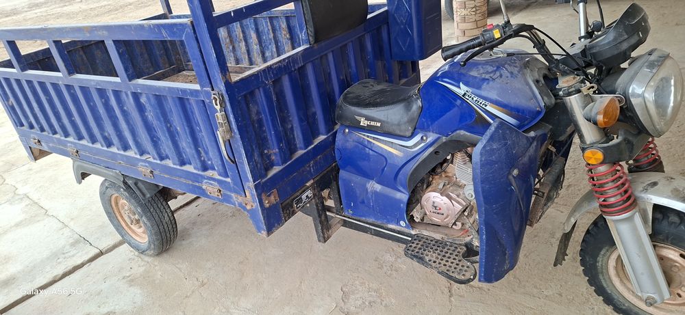 Lochin muravey sotiladi eng katta kuzovligi