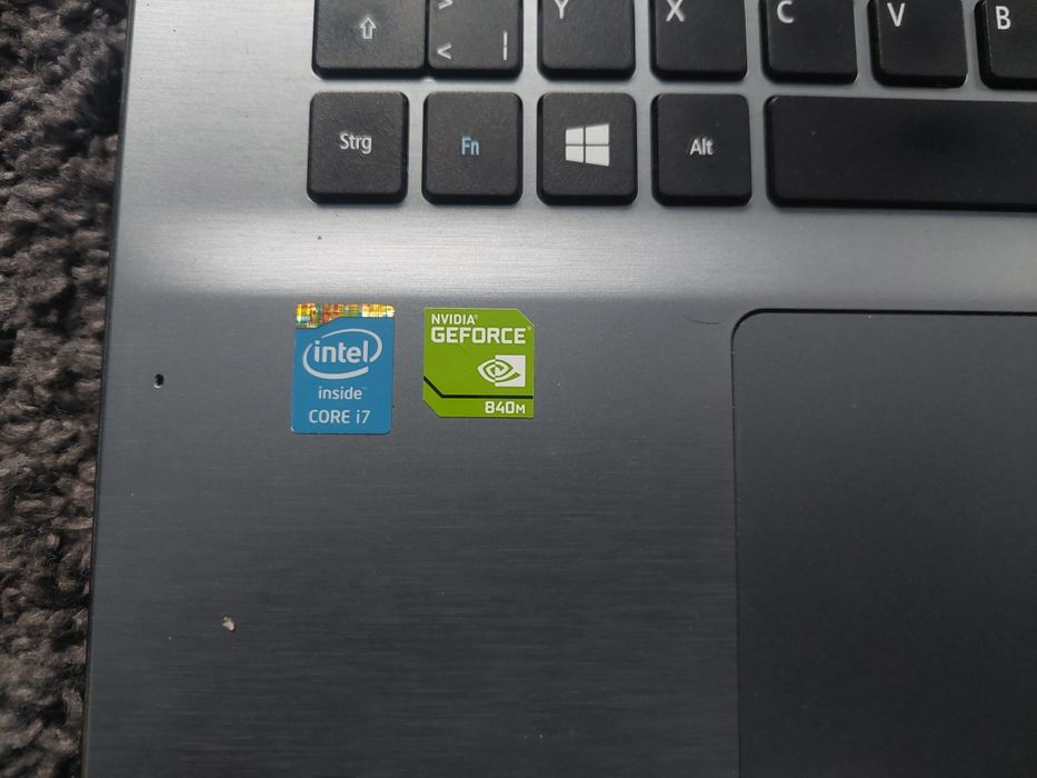 Laptop Acer aspire E17