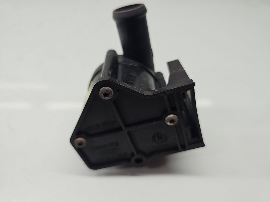 Pompa recirculare apa AUDI Q5 (8RB) [ Fabr 2008-2016] 8K0965561A 2.0 T