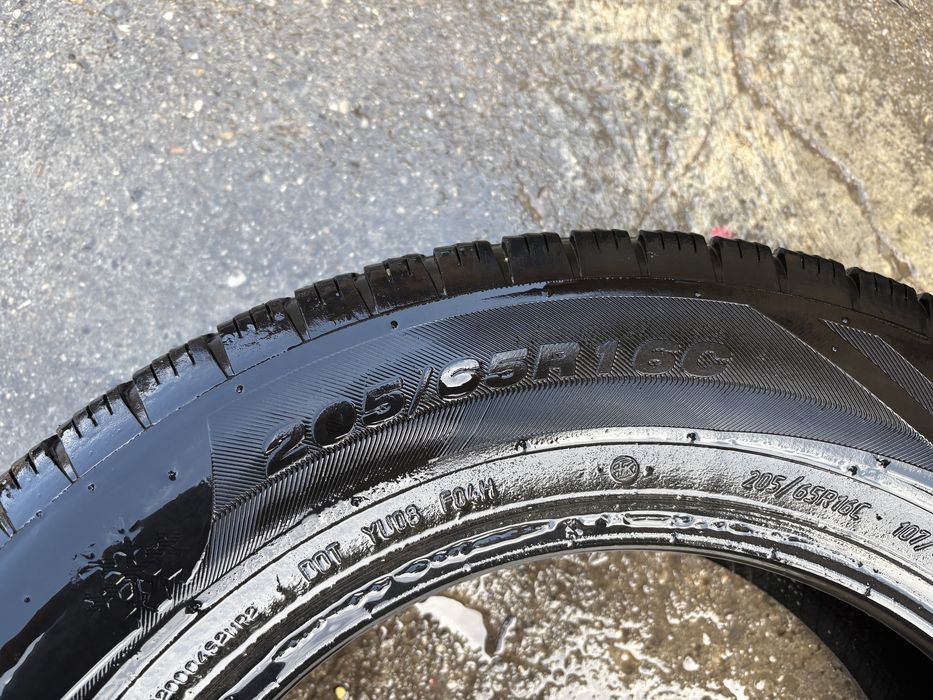 Vand 4 cauciucuri de vara si 4 All Season 205,65 R16C