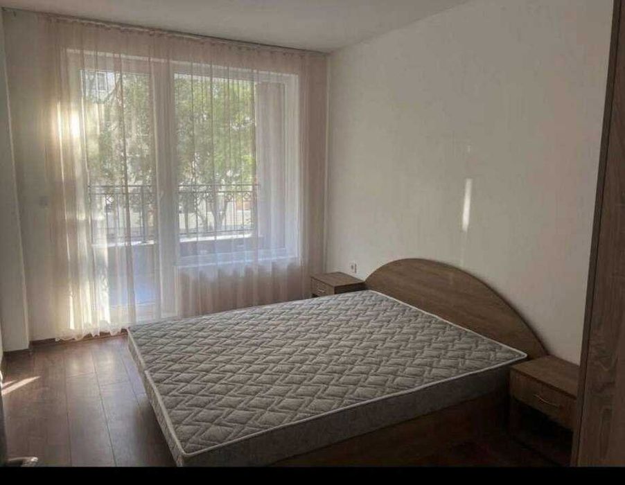 Двустаен обзаведен апартамент - Южен