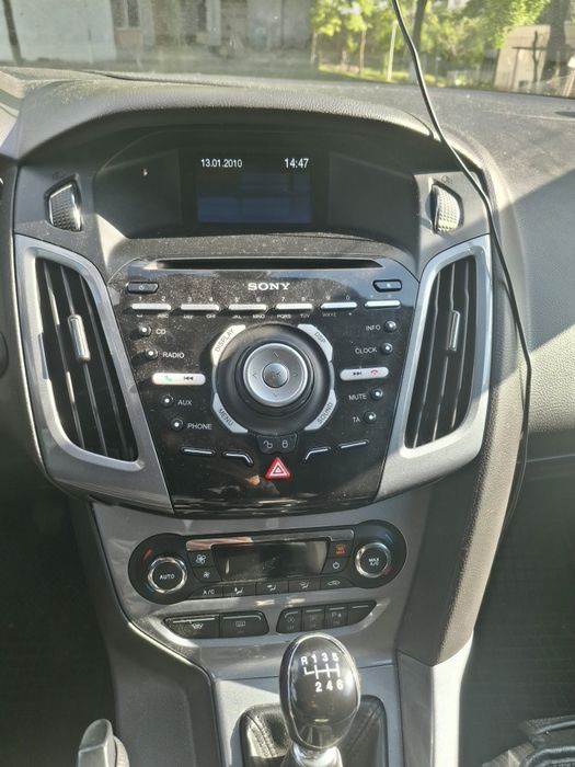 Vând Ford Focus Titanium