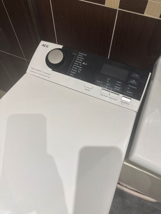 Пералня вертикална AEG 7000 series Lavamat 1-7 кг
