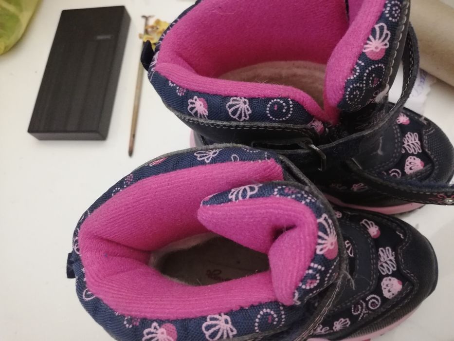 Продам обувь б/у сапожки