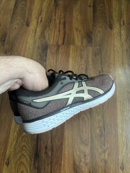 Дамски маратонки Asics