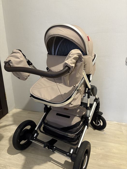 Продам коляску-трансформер Belecoo dadu design