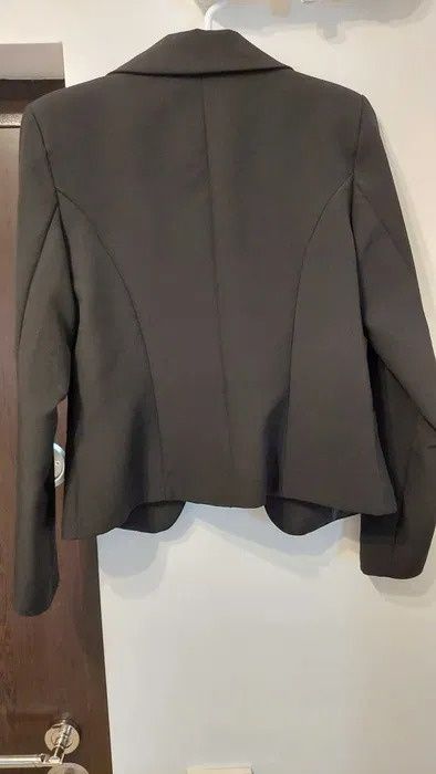Sacou negru cambrat