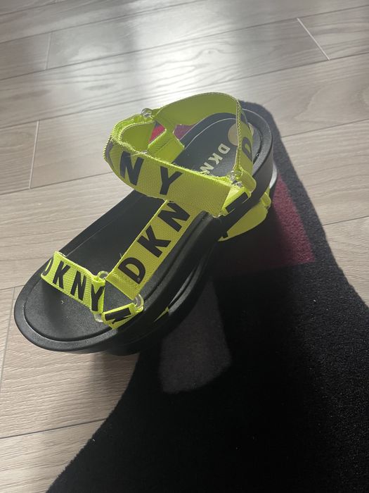 Sandale D.k.n.y marime38-39