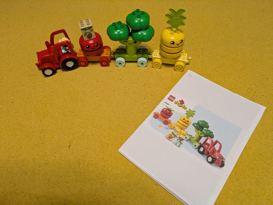 Lego Duplo - 10982 - Tractorul cu fructe si legume