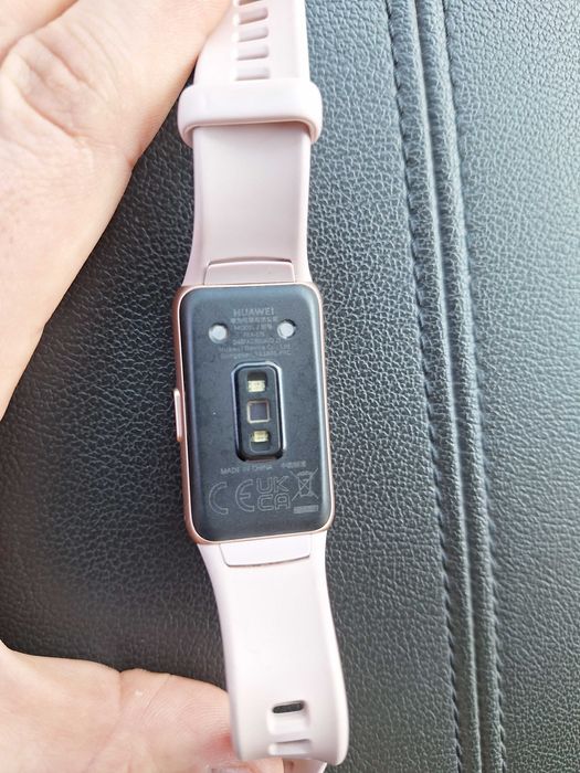 Фитнес браслет Huawei Band 6 Б/У.