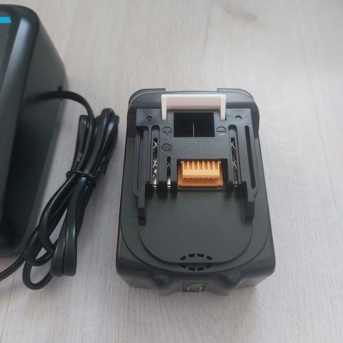 НОВ Комплект за Makita: Бързо Зарядно 4A + Мощна Батерия 5.5Ah (18V LXT)