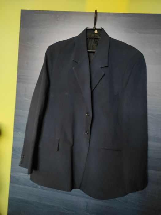 Sacouri de bărbați, diferite mărimi, diferite modele, diferite culori