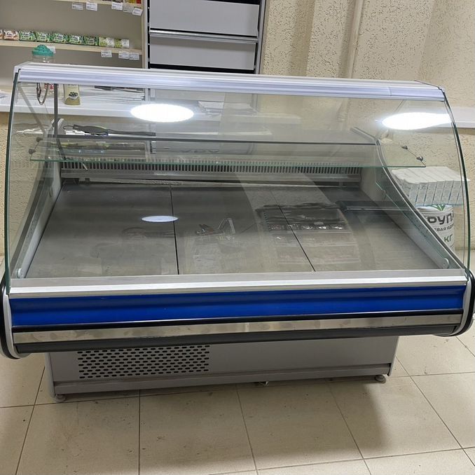 Холодильник витрина