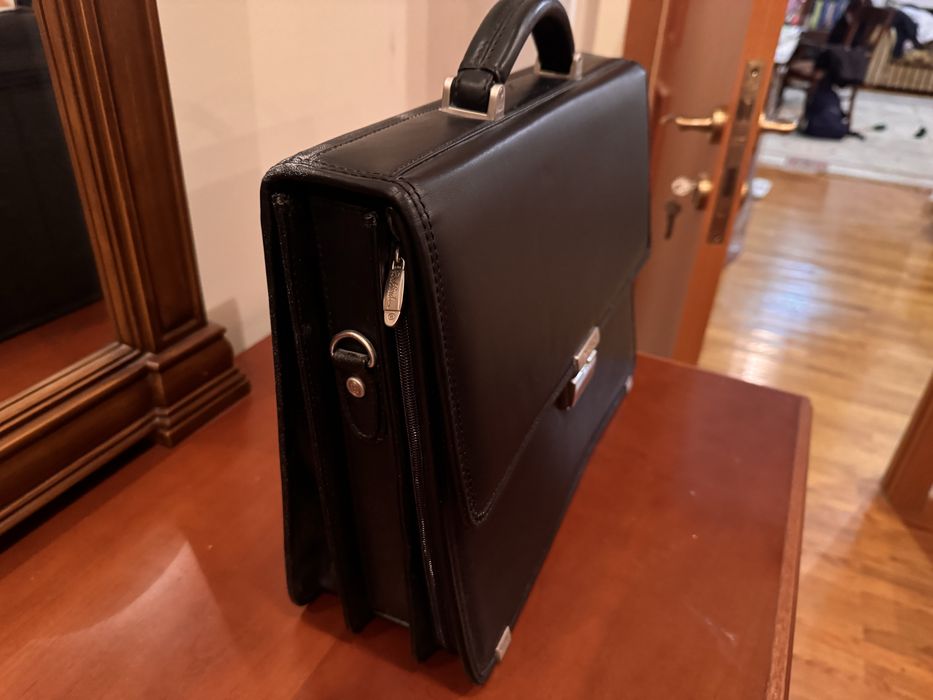 Портфель Rockfeld