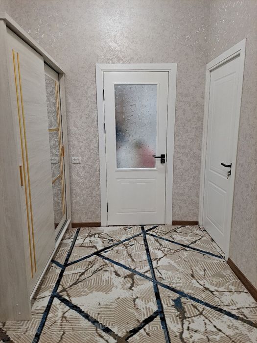 Сдаётся квартира 2-х комнатная в новoстройке