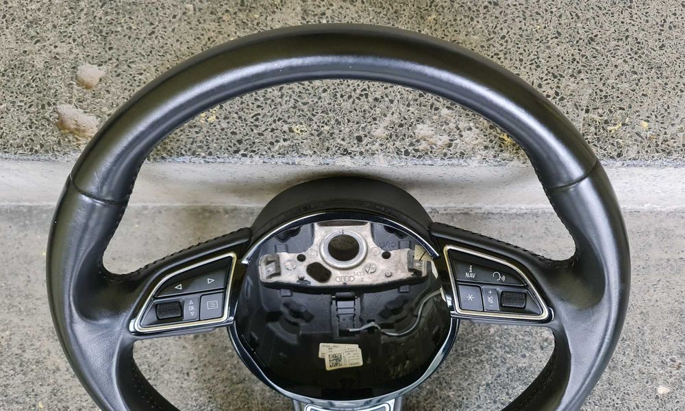 Кожен Волан АУДИ AUDI Sline