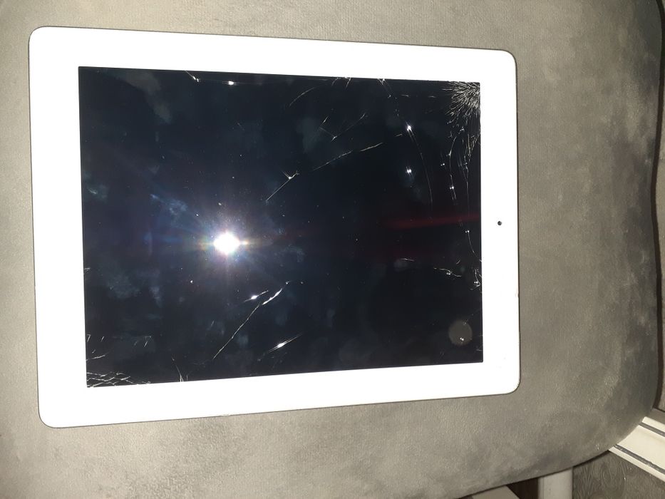 Продам планшет iPad