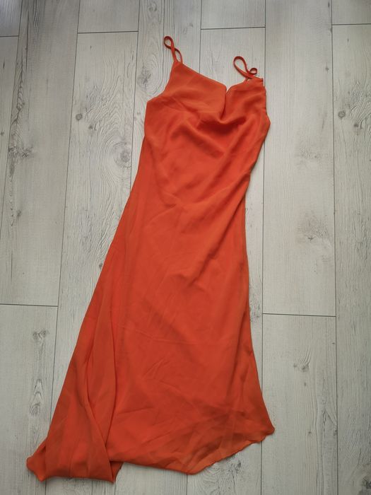 Rochie cu bretele asimetrica