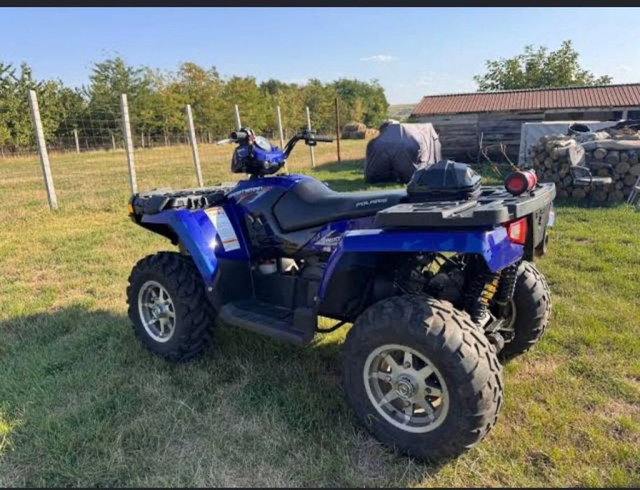 Atv polaris sportsman touring 800 twin