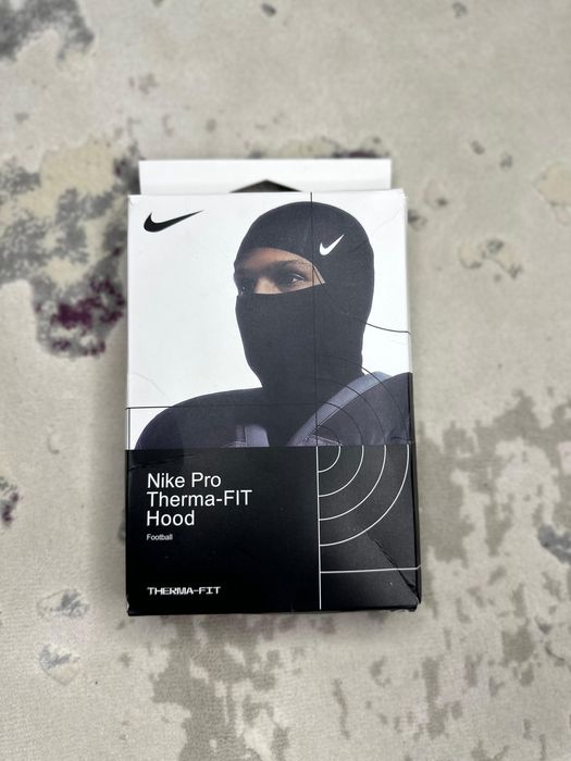 Tricou hellstar si cagula nike