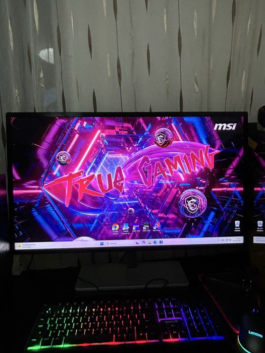 Monitor 32inch rezolutie 2K AOC