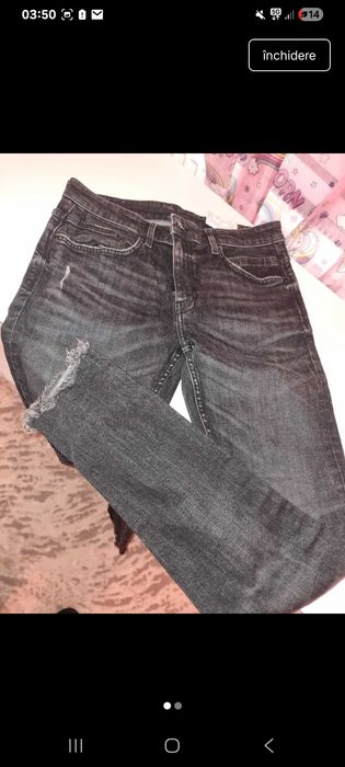 Vand blugi 50 lei perechea