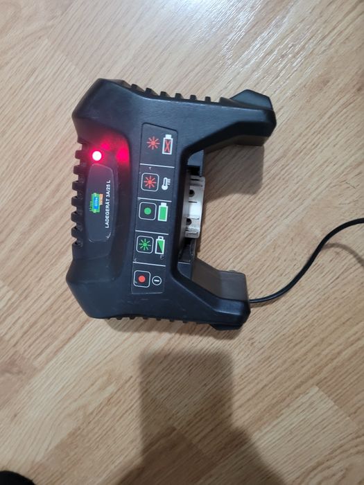 Incarcator  ladegerat 3a 25l de 30 v
