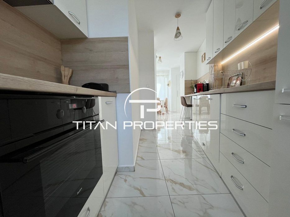 Дава се под наем Тристаен апартамент в Пловдив, Център - 90 кв.м за 797.64 € - Снимка #3