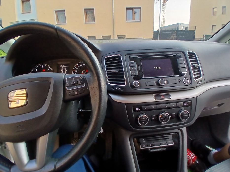 Vând seat alhambra 2.0 tdi