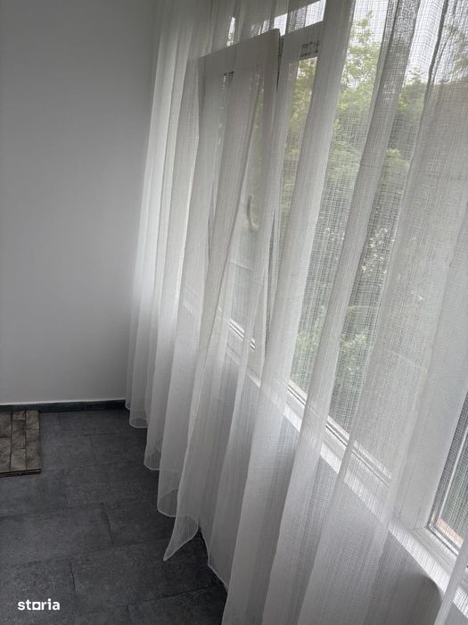 De vanzare apartament cu 3 camere, complet mobilat și utilat