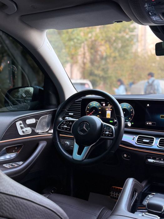 Bugun sotuvimizda Mercedes Benz GLS