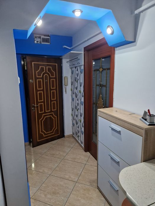 Garsoniera de închiriat in Bloc cu apartamente