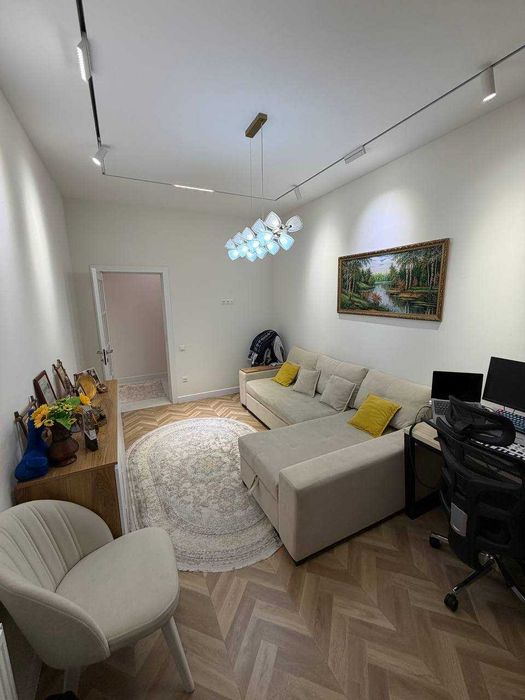 Продается 3х комнатная Квартира в Новостройке, Чинабад Юнусабад, 3/6/9