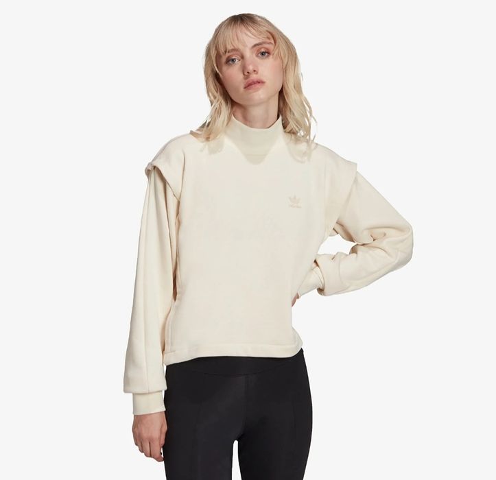 Нова блуза на Adidas