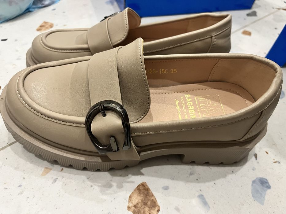 Продам лофферы 35 размер