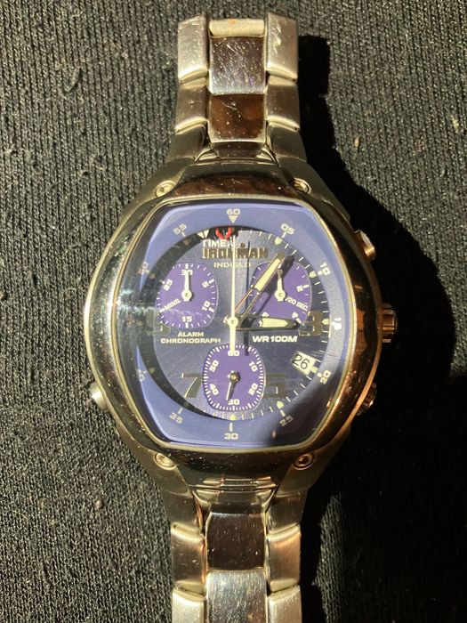 Часовник Timex ironman