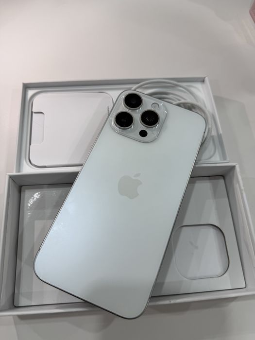 Продам айфон 15 pro max. Китай