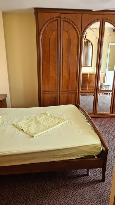 Închiriez Apartament 3 camere