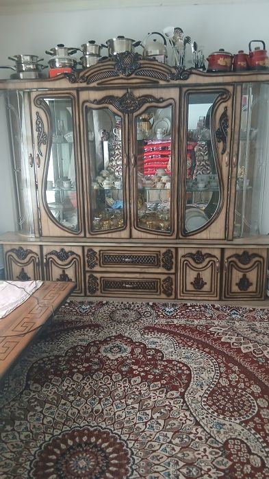 Стенка сотилади б/у холати зор