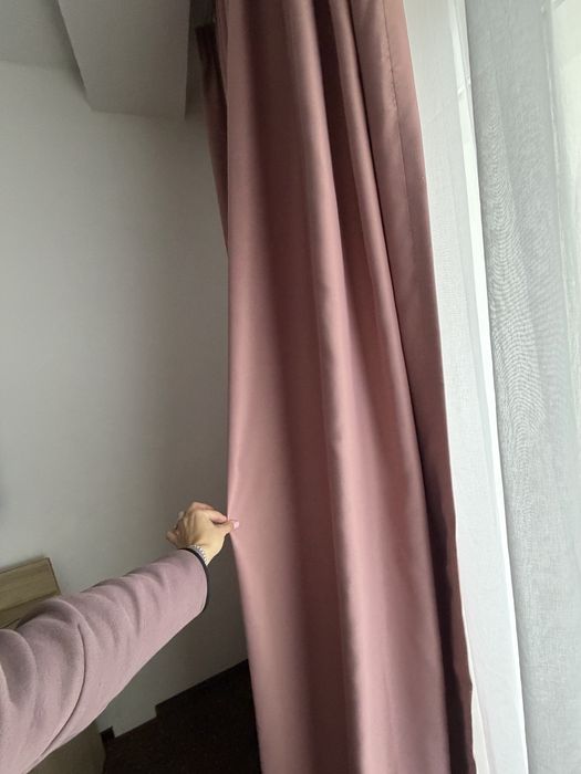 Vand seturi de draperii si perdele
