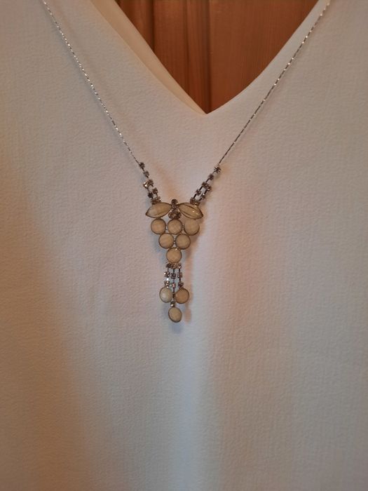 Bluza alba eleganta cu medalion mărimea 48-50